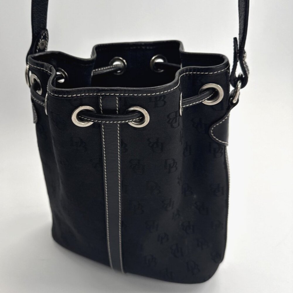 Vintage Dooney & Bourke Bucket Bag Purse Black Crossbody Logo Leather Canvas Y2K - Picture 8 of 12